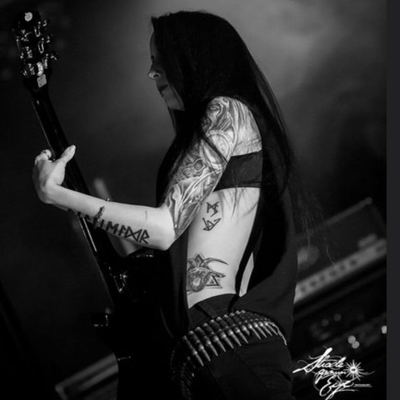 Meet your Posher, Samantha - Picture 1 of 1